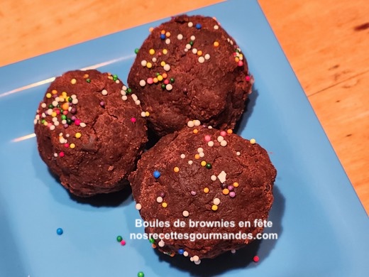 Boules de brownies en fête